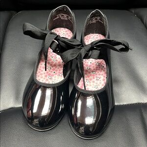 Black Girl’s Patent Tap Shoes
